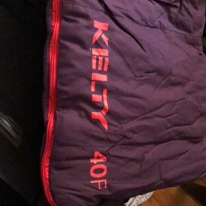 Kelty 40 degree purple & red fabric sleeping bag